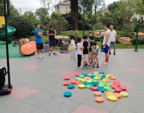 奕成小班羚活动